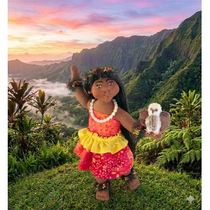 10" Art Dolls Iolani and 'Io 10" Art Dolls Iolani and 'Io
