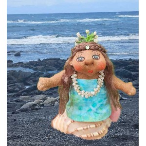 4" Art Doll Mana and the Magic Shell