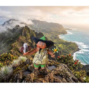 7" Art Dolls Pono and 'Io