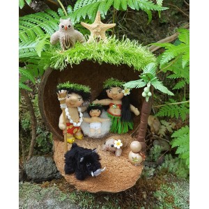 Hawaiian Nativity Scene